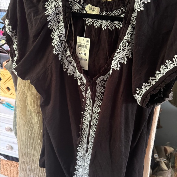 NWT style and co embroidered blouse size large boho style - Picture 2 of 4